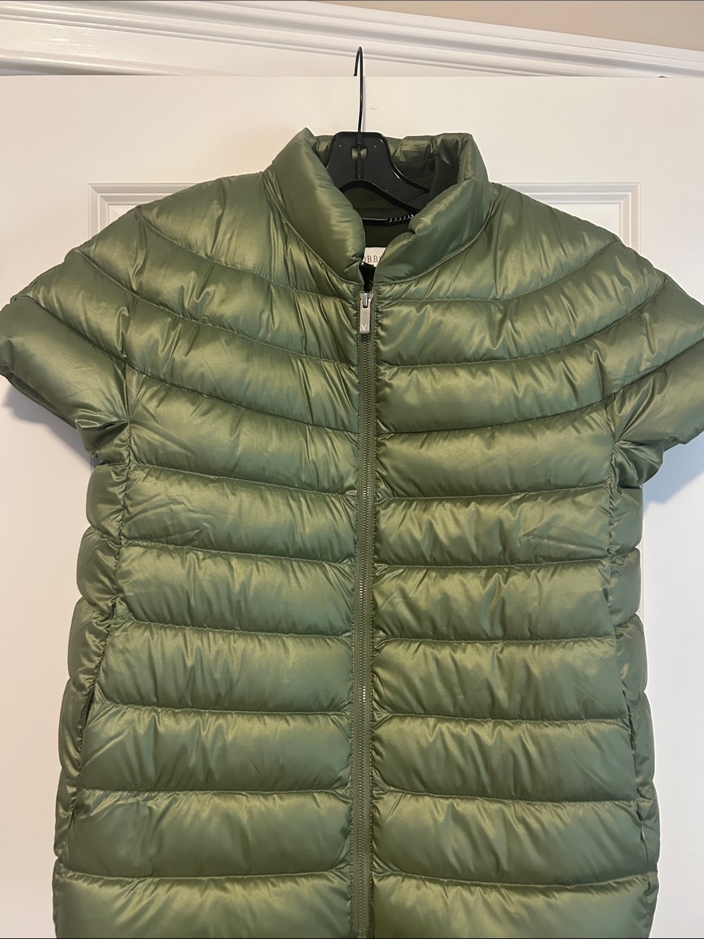 Martha Stewart Olive Green Short-Sleeve Quilted Puffer Jacket